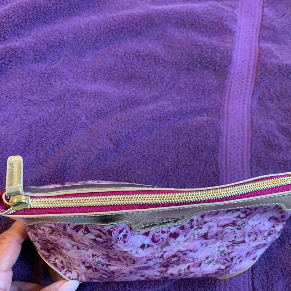 NWT Lilly Pulitzer Purple Print/Gold Pouchette